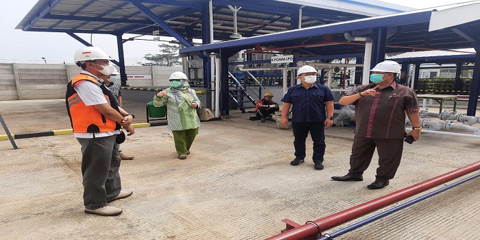 Pimpinan dan Anggota Komisi III DPRD meninjau pembangunan SPPBE PT. Jabar Energi di Kabupaten Bandung Barat. Dalam tinjauan tersebut DPRD Jabar menginkan percepatan dalam pembangunan SPPBE itu. Ketua Komisi III DPRD Provinsi Jawa Barat, Cucu Sugyati mengatakan, jika SPPBE tersebut dapat menjadi sumber pendapatan bagi Jawa Barat dan bermanfaat bagi masyarakat.