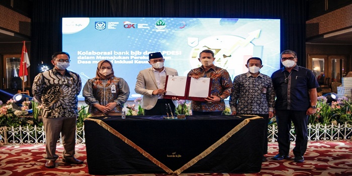 bank bjb memiliki komitmen untuk terus mendorong peningkatan kesejahteraan masyarakat, termasuk peningkatan kesejahteraan masyarakat desa. Dukungan bank bjb dalam meningkatkan laju perekonomian masyarakat desa terwujud dalam berbagai kolaborasi, salah satunya adalah kerja sama dengan Asosiasi Pemerintah Desa Seluruh Indonesia (APDESI) Jawa Barat.