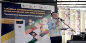 Gubernur Jawa Barat Ridwan Kamil mempersilakan namanya dipakai masyarakat untuk merek produk UMKM. Hal ini sebagai bentuk dukungannya dalam menggerakkan ekonomi kerakyatan. "Kalau menganggap nama saya bisa meningkatkan bisnis UMKM silakan dipakai," ujar Ridwan Kamil dalam Tepas Vol 11 di Anjungan Jabar TMII Jakarta, Rabu (24/11/2021).