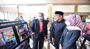 Sekretariat DPRD Provinsi Jawa Barat melalui Bagian Humas dan Protokol menggelar pameran foto dengan tema "Reses Partisipatif". Pameran foto tersebut memuat foto-foto kegiatan reses Pimpinan dan Anggota DPRD Provinsi Jawa Barat di 15 Daerah Pemilihan (Dapil) yang tersebar di 27 Kabupaten/Kota Jawa Barat.