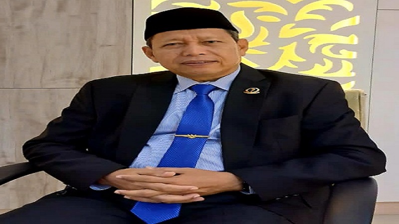 Berdasarkan data yang dikeluarkan Pusat Vulkanologi dan Mitigasi Bencana Geologi (PVMBG), terdapat 473 kecamatan di 27 kabupaten dan kota di Jabar yang memiliki potensi gerakan tanah menengah dan tinggi. Provinsi Jawa Barat merupakan salah satu daerah dengan tingkat kerawanan bencana tertinggi di Indonesia. Berbagai ancaman, mulai dari gempa bumi, longsor hingga banjir, kerap melanda wilayah ini, menimbulkan kerugian besar bagi masyarakat. Dalam upaya menghadapi situasi ini, pentingnya langkah mitigasi bencana terus disuarakan oleh berbagai pihak. Berbagai elemen harus bersinergi termasuk pemerintah dan tokoh masyarakat, guna meningkatkan kesiapsiagaan serta mengupayakan untuk mengurangi dampak dari bencana.