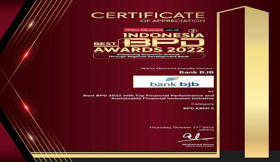 PT Bank Pembangunan Daerah Jawa Barat dan Banten (bank bjb) kembali menorehkan prestasi. Kali ini, bank bjb berhasil menyabet penghargaan pada ajang Indonesia Best BPD Awards 2022 yang diselenggarakan oleh Warta Ekonomi. Dalam ajang tersebut, bank bjb meraih penghargaan bertitel Best BPD 2022 with Top Financial Performance and Sustainable Financial Inclusion Initiative (Category : BPD KBMI 2). Penghargaan diterima oleh Direktur Konsumer dan Ritel bank bjb Suartini.