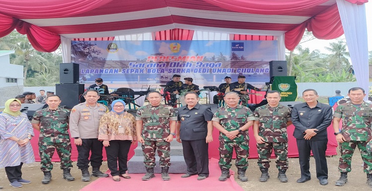 bank bjb dan TNI AD meresmikan sarana olahraga lapangan sepakbola Serka Dedi Unadi di Desa Cijulang, Kabupaten Pangandaran, Kamis 22 Desember 2022. Kegiatan dilaksanakan bekerjasama dengan Kodam III/Siliwangi dalam program Karya Bhakti Kodam III/Siliwangi untuk masyarakat Kabupaten Pangandaran. Lapang sepakbola yang dibangun pada Maret hingga Desember 2022 tersebut memiliki fasilitas lengkap meliputi trek lari, tribun, ruang ganti dan podium. Lapangan tersebut dibangun guna memajukan sektor olahraga masyarakat Kabupaten Pangandaran.