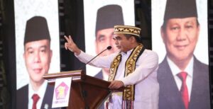 Sekjen Partai Gerindra Ahmad Muzani membuka acara Rapat Kerja Daerah (Rakerda) DPD Gerindra Lampung pada Senin (30/1/2023). Rakerda ini dihadiri lebih dari 2 ribu kader Gerindra mulai dari ranting, PAC, DPC, dan relawan serta simpatisan Partai Gerindra se Provinsi Lampung. Siaran pers Partai Gerindra yang diterima kantor pusat Serikat Media Siber Indonesia (SMSI) menyebutkan, dalam kesempatan itu, Muzani menyampaikan, Provinsi Lampung harus jadi basis suara Prabowo dan Gerindra di Pemilu 2024. Namun, kata Muzani, semangat perjuangan untuk memenangkan Prabowo Presiden Gerindra Menang tidak hanya berhenti sampai di situ. Partai Gerindra harus setia berjuang untuk kebaikan dan kepentingan rakyat.