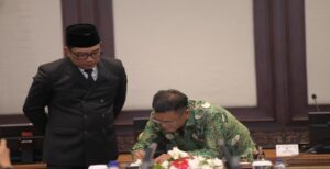 Pemda Provinsi Jawa Barat dan Sulawesi Tengah sepakat bekerja sama saling menguntungkan di berbagai bidang. Jabar - Sulteng akan saling menggali potensi daerah dan sama - sama meningkatkan pelayanan publik. Menjadi objek kerja sama juga di bidang sumber daya mineral, perikanan, pariwisata dan kebudayaan. Kemudian di bidang koperasi dan usaha kecil, perkebunan, pertanian, pertenakan, ketahanan pangan, perdagangan dan perindustrian, serta penanaman modal.