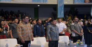 Gubernur Ridwan Kamil mengapresiasi pengembangan wirausaha Jawa Barat yang dilakukan Komunitas Tangan di Atas. Berdiri 22 Januari 2006, TDA telah menjelma menjadi komunitas wirausaha terbesar di Indonesia tersebar di 102 kabupaten/kota dan empat negara, dengan lebih dari 30 ribu anggota terdaftar. Gubernur Ridwan Kamil terkesan pada fakta bahwa selama 17 tahun Komunitas TDA konsisten mengerek UMKM agar berkembang dan naik kelas. Ridwan Kamil mengatakan, Jawa Barat dengan penduduk sekitar 50 juta jiwa menyediakan iklim berwirausaha yang baik.