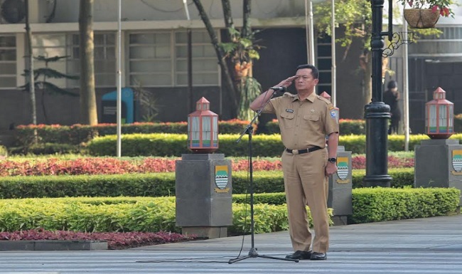 Pelaksana Harian Wali Kota Bandung, Ema Sumarna mengatakan berbagai acara/event yang telah dan akan digelar di Kota Bandung dapat meningkatkan sektor pariwisata dan mendatangkan banyak wisatawan.. Terakhir, Asia Africa Festival dan Marathon Pocari Run sukses terlaksana pada akhir pekan lalu dan mendatangkan ribuan wisatawan. "Saya yakin tentunya berbagai event yang digelar di Kota Bandung dapat meningkatkan okupansi hotel dan membawa gairah ekonomi dan pariwisata," kata Ema di Balai Kota Bandung, Senin, 31 Juli 2023.