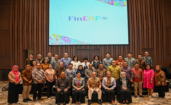 bank bjb ambil bagian dalam mendukung pameran jasa keuangan atau Financial Expo (FinExpo) 2023 bertema “Akses Keuangan Merata, Masyarakat Sejahtera" pada 26 - 29 Oktober 2023 di Pakuwon Mal Yogya, Yogyakarta. Fin Expo 2023 merupakan rangkaian kegiatan Bulan Inklusi Keuangan (BIK) 2023. Kegiatan ini diinisiasi oleh Otoritas Jasa Keuangan (OJK) bersama Lembaga Jasa Keuangan (LJK) salah satunya bank bjb, didukung penuh oleh, Bank Indonesia (BI), serta Lembaga Penjamin Simpanan (LPS).