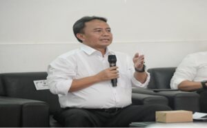 Sekretaris Daerah Provinsi Jawa Barat Herman Suryatman menghadiri seminar dan diskusi publik bertema "Apresiasi Komitmen Percepatan Pembangunan Kualitas Manusia Indonesia di Provinsi Jawa Barat dan Mobilisasi Anggaran Publik" di Gedung Indonesia Menggugat,  Kota Bandung, Senin (28/10/2024). Pada kesempatan itu, Herman Suryatman mengucap terima kasih kepada Perkumpulan Inisiatif Bandung yang telah mengambil peran aktif dalam menganalisis sekaligus melakukan pemetaan terhadap perkembangan Indeks Pembangunan Manusia (IPM) di Provinsi Jawa Barat.