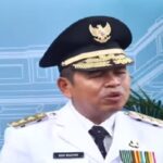 Gubernur Jawa Barat, Dedi Mulyadi mengajak masyarakat untuk menyampaikan ucapan selamat atas pelantikannya dalam bentuk yang unik, yaitu benih padi. Hal ini disampaikan melalui unggahannya di media sosial Instagram, sebagai alternatif dari tradisi karangan bunga yang biasa diberikan dalam momen kebahagiaan. Dedi Mulyadi dan Erwan Setiawan resmi dilantik sebagai Gubernur dan Wakil Gubernur Jawa Barat periode 2025 - 2030, dalam upacara pelantikan yang dipimpin oleh Presiden RI Prabowo Subianto di halaman tengah Istana Kepresidenan, Jakarta Pusat, Kamis (20/2/2025).